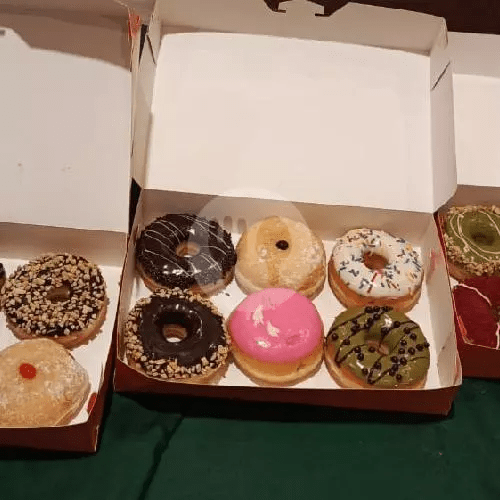 9 Pcs Donat Glazed n Topping Premium